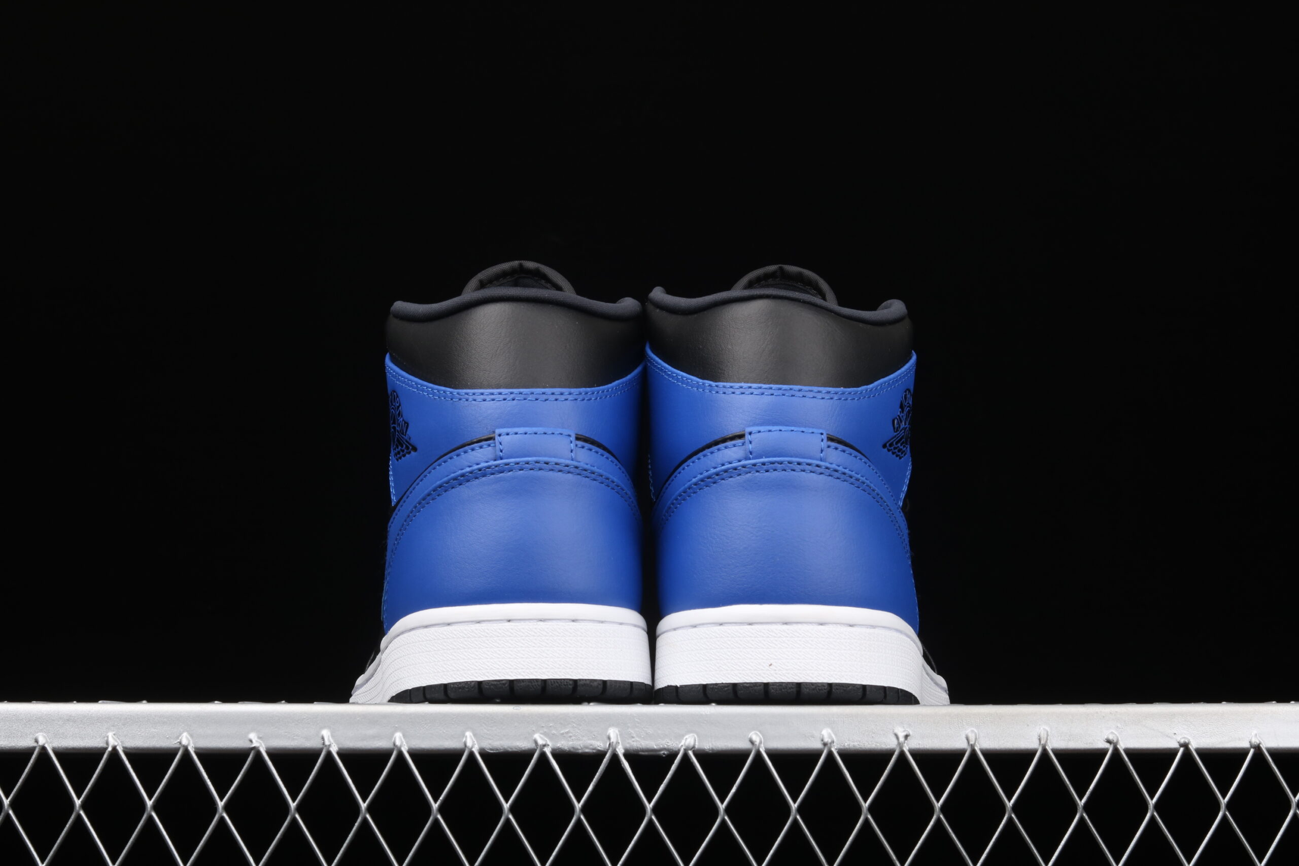 Buty Nike Air Jordan 1 Black-Blue 554724-077 - obrazek 4