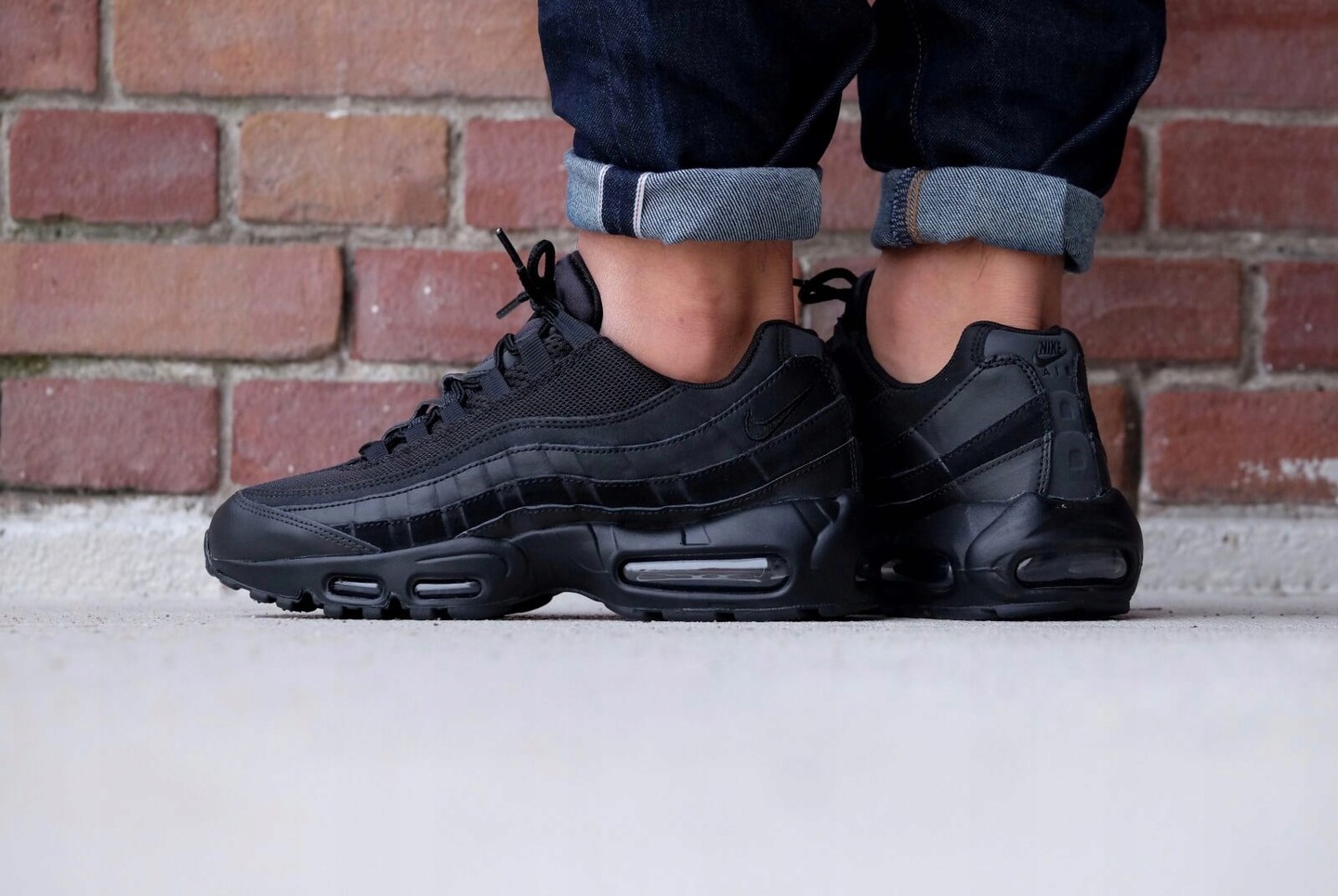 Buty Nike Air Max 95 Essential 749766-009 - obrazek 2