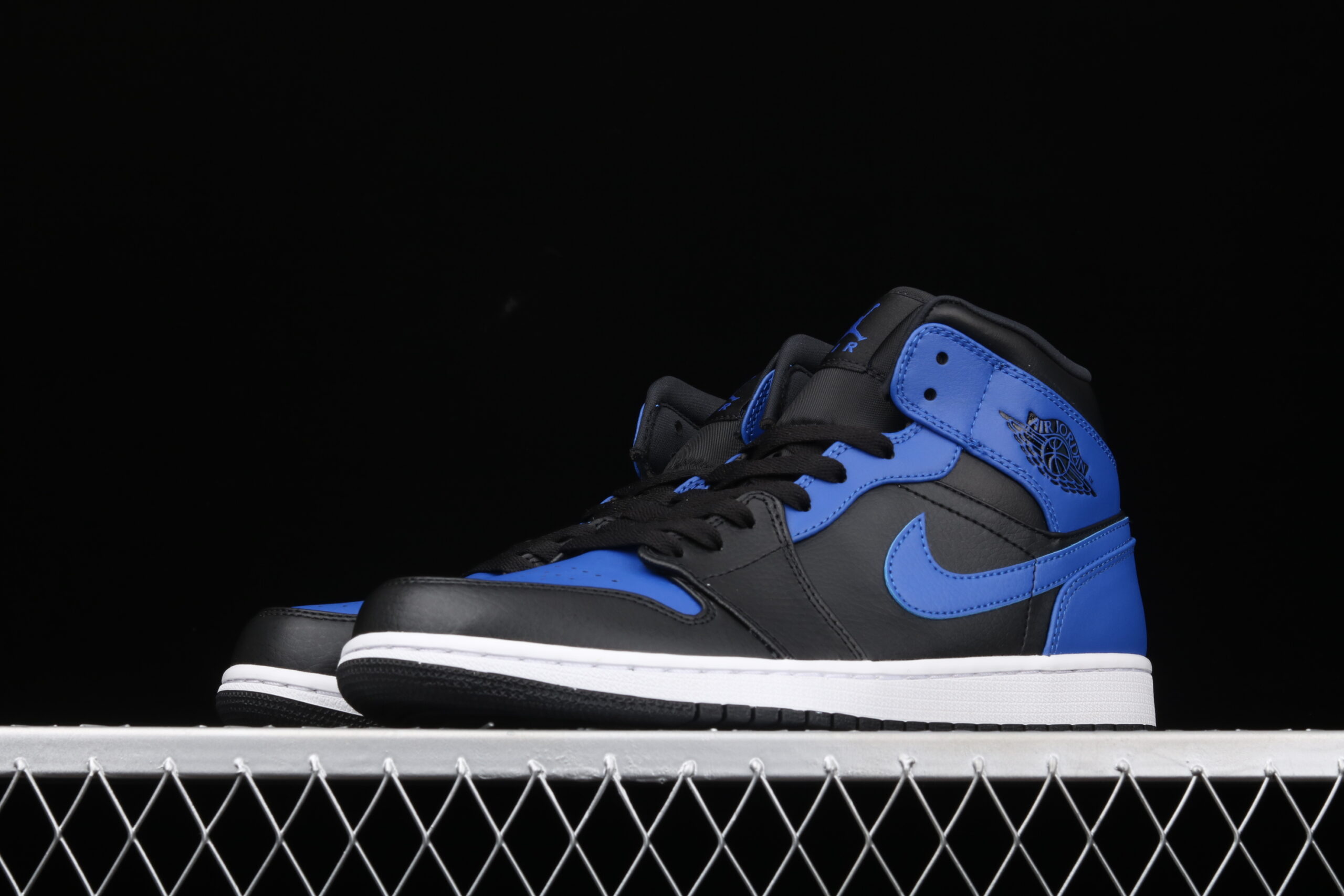 Buty Nike Air Jordan 1 Black-Blue 554724-077 - obrazek 3