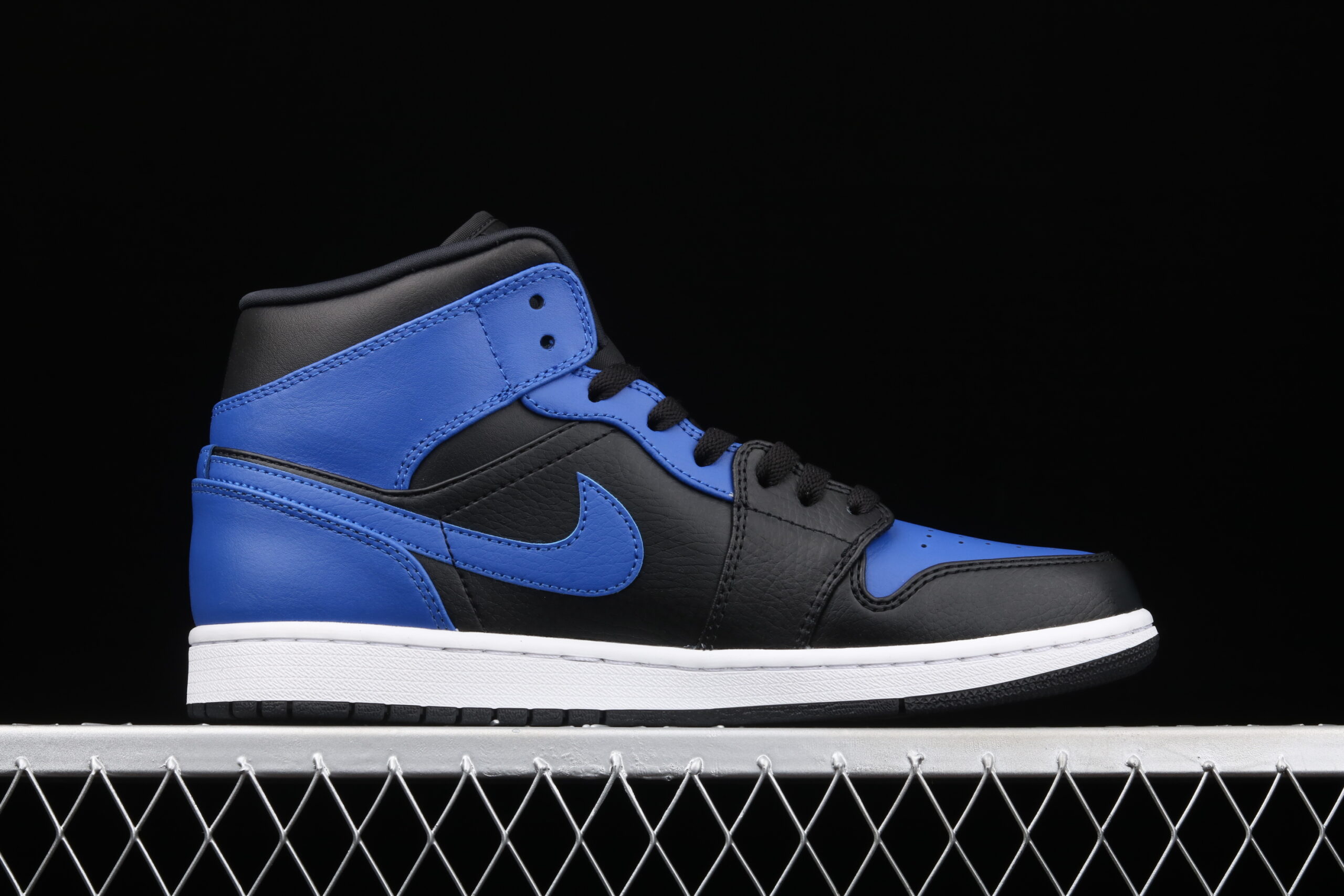 Buty Nike Air Jordan 1 Black-Blue 554724-077 - obrazek 2